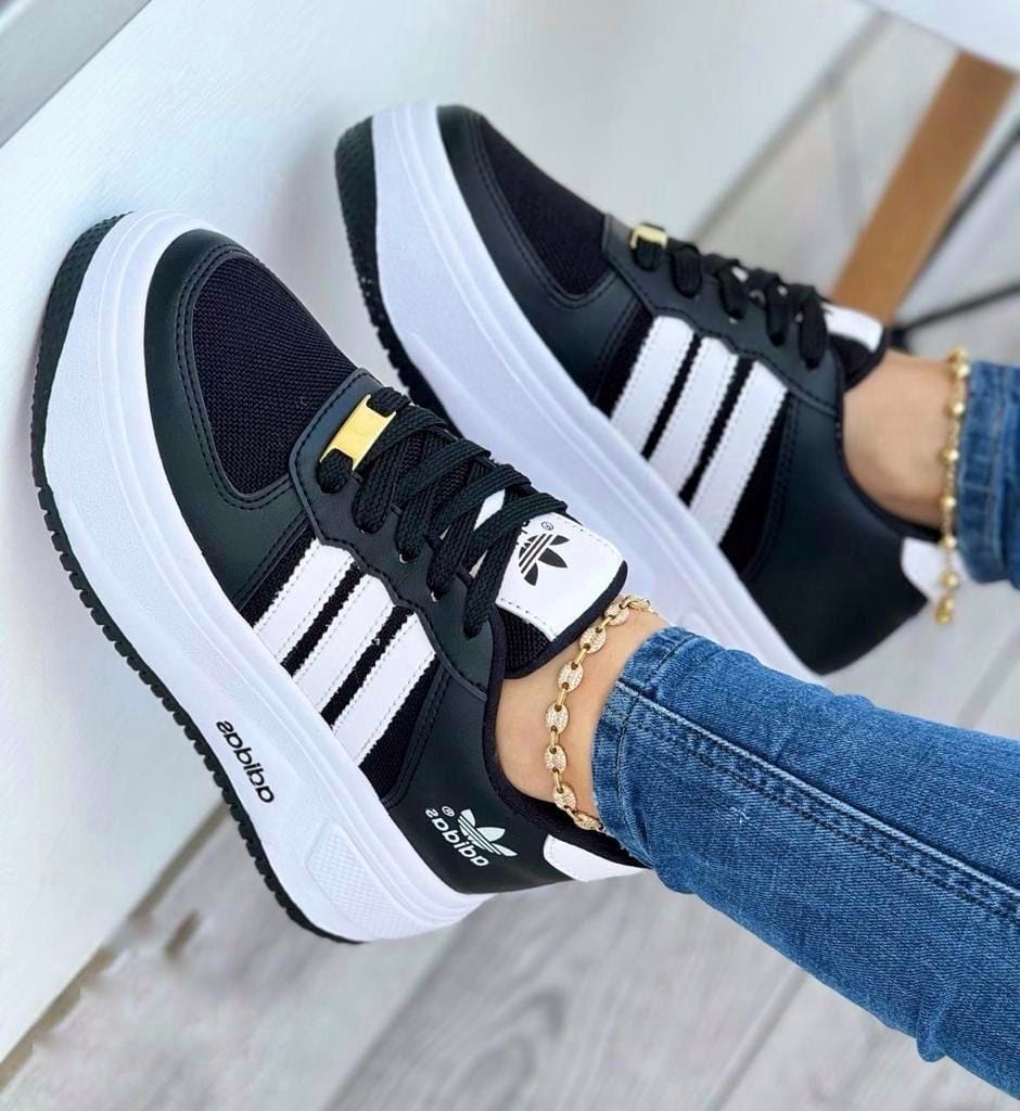 ¡Las Zapatillas Femeninas que Revolucionan Tu Estilo y Comodidad!